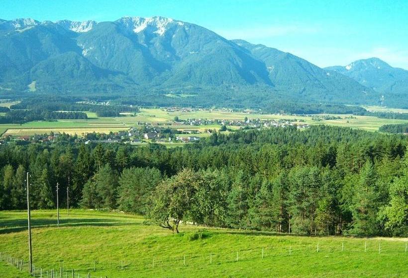 Отель Ferienhaus Huber