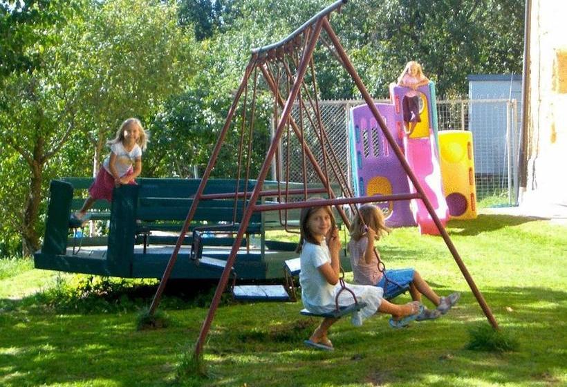 Отель Ferienhaus Huber