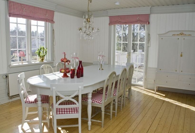 هتل Hem Till Gården Boutique