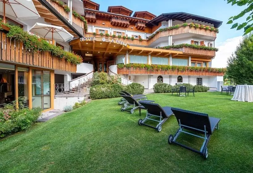 בית מלון כפרי La Perla