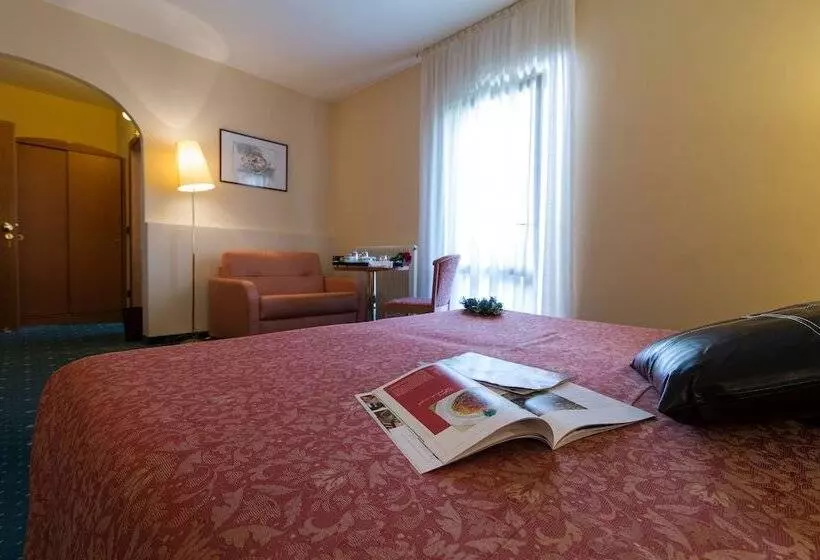 בית מלון כפרי La Perla