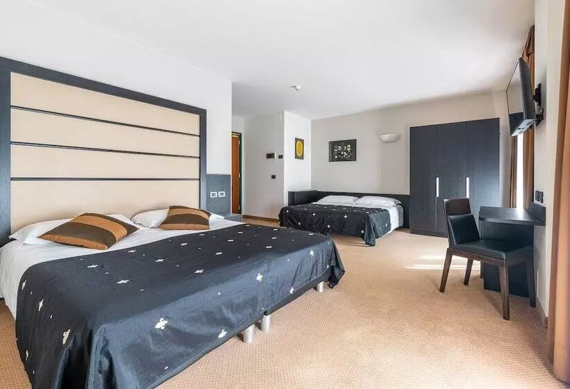 בית מלון כפרי La Perla