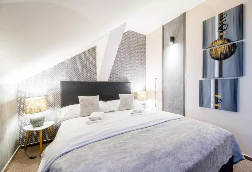 فندق Nové Adalbertinum