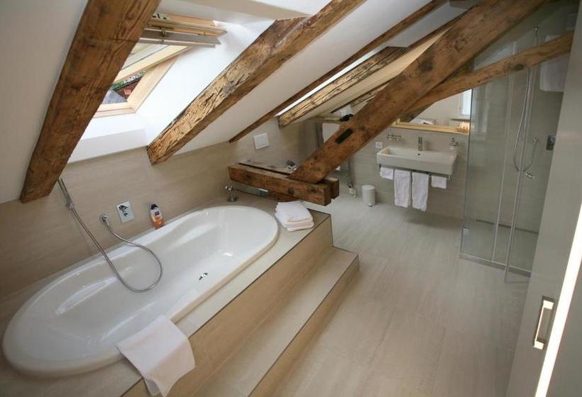 ホテル Posta Veglia