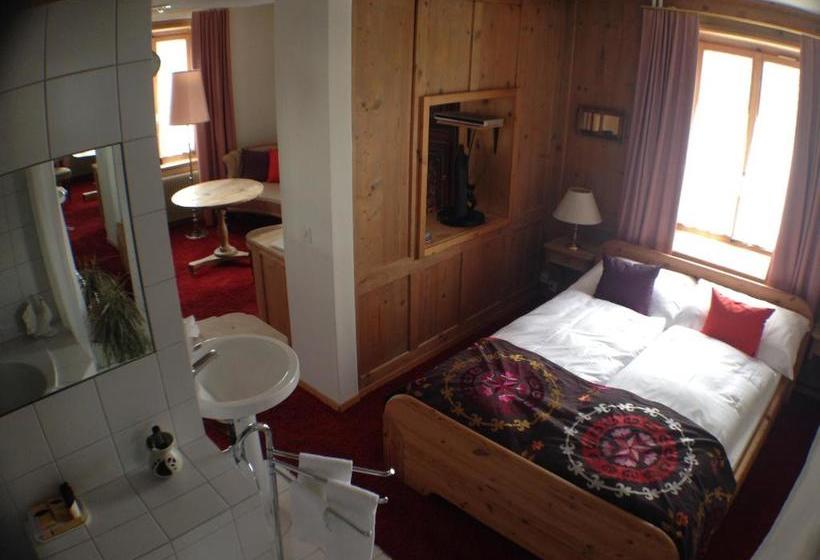 ホテル Posta Veglia