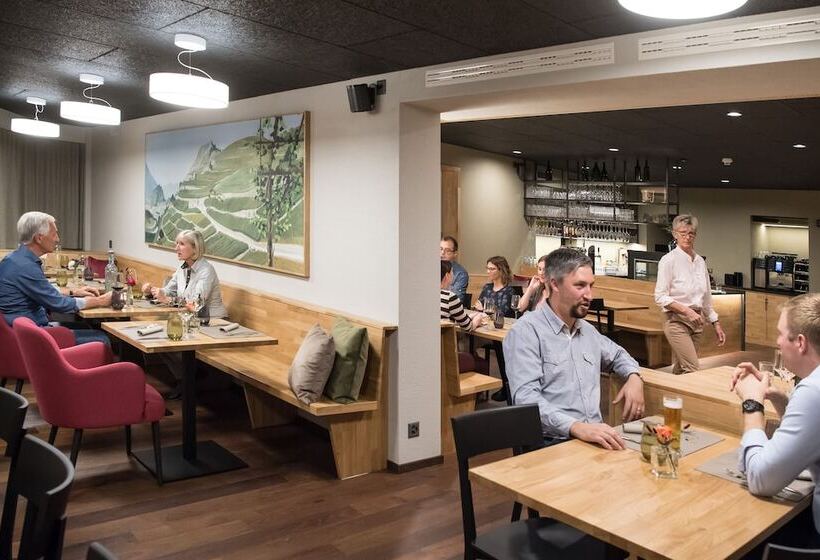 ホテル Restaurant Rebstock