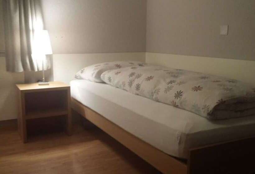 ホテル Restaurant Rebstock