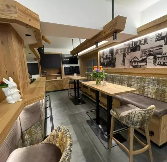 호텔 Restaurant Thadeushof