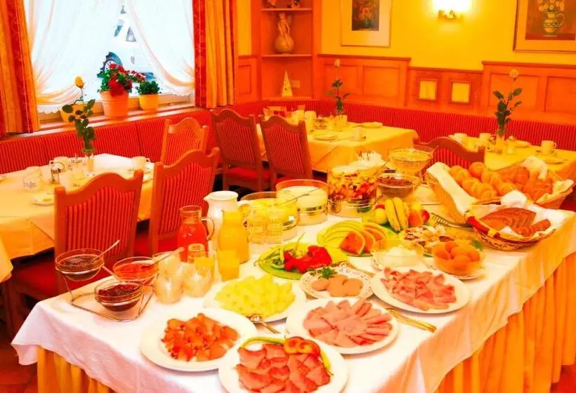 호텔 Restaurant Thadeushof