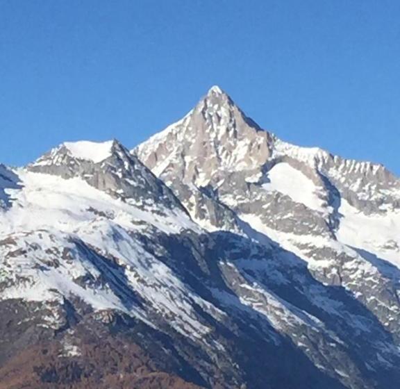 ホテル Restaurant Rothorn