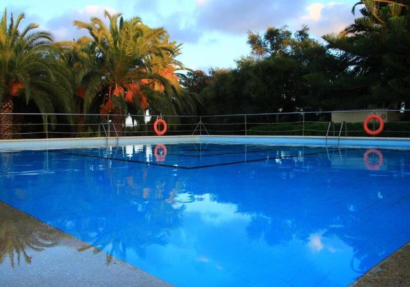 فندق ريفى Finca Hotel Predio Son Serra