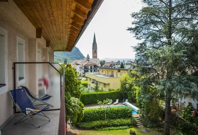 Отель Weingarten Terlan   Rooms & Breakfast