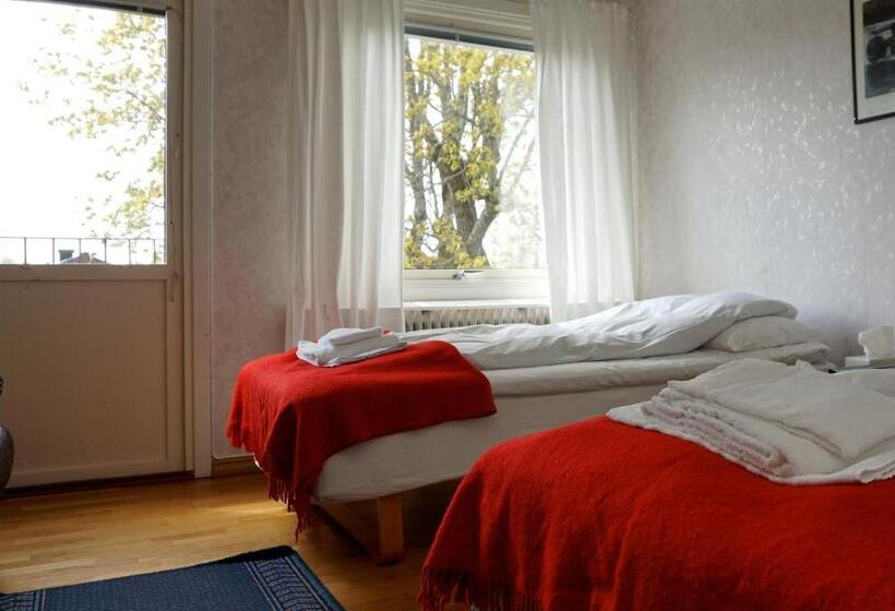 ホテル Dinners Mellerud