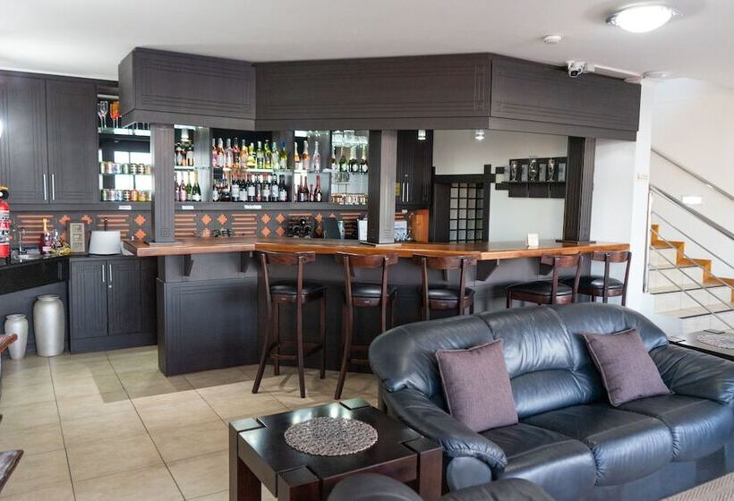 بنسيون Bartnique Guesthouse