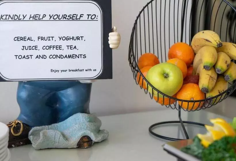 ペンション Bartnique Guesthouse