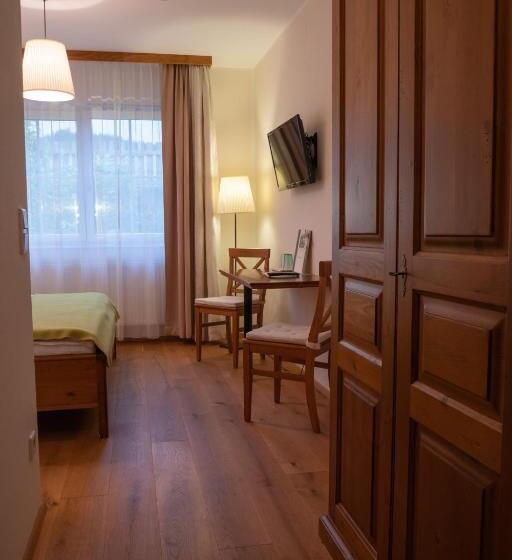 膳宿费 Krumbacherhof