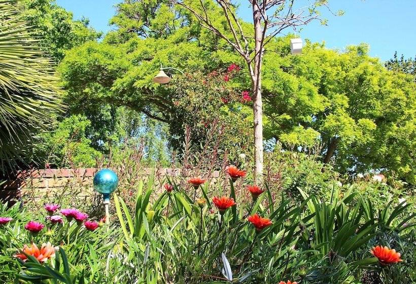 פנסיון Southern Cross Guesthouse