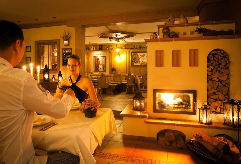 Wellness Hotel Zlatá Lípa