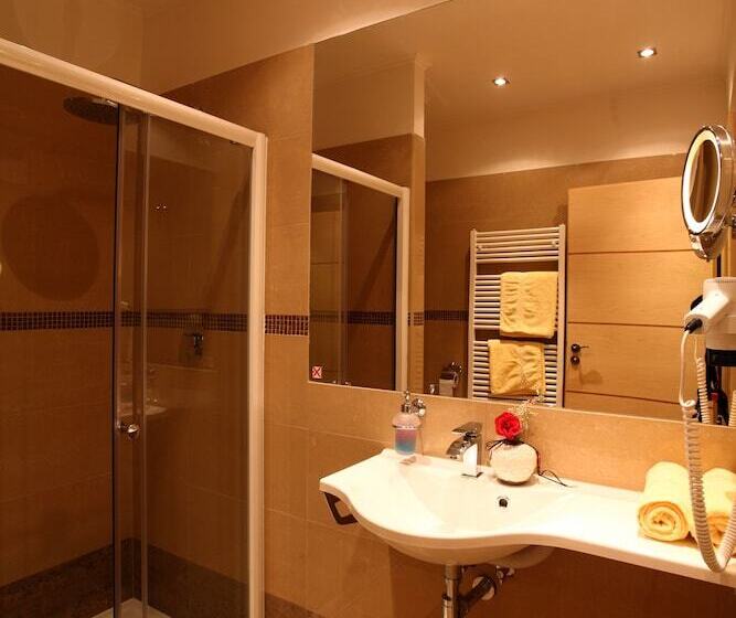 Wellness Hotel Zlatá Lípa