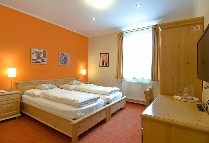 Wellness Hotel Zlatá Lípa