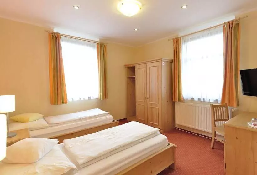 Wellness Hotel Zlatá Lípa