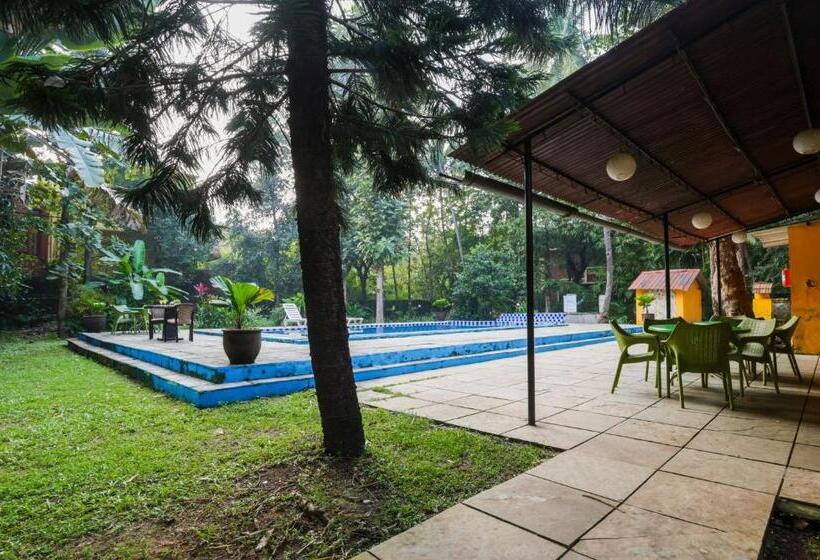 6 Bedrooms Nr Majorda Beach With Pool