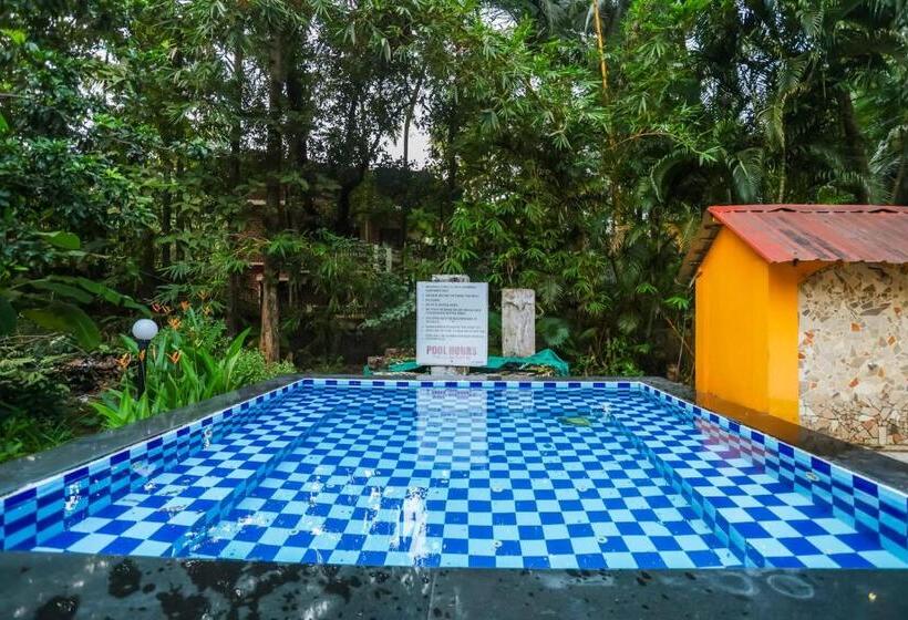 6 Bedrooms Nr Majorda Beach With Pool