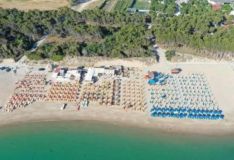 ベッドアンドブレックファースト A Tre Piani Sul Mare