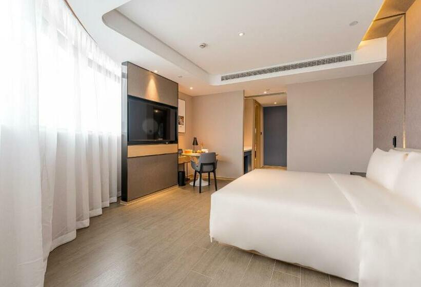 Atour Hotel Huzhou City Government
