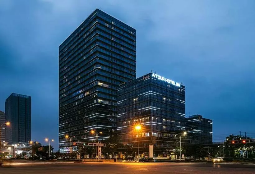 Atour Hotel Suzhou North High Speed Railway Station