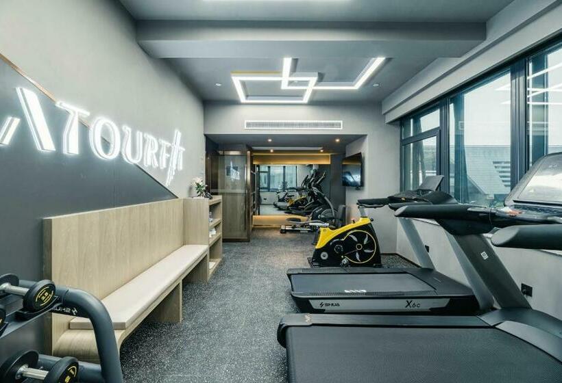 Atour Hotel Suzhou North High Speed Railway Station