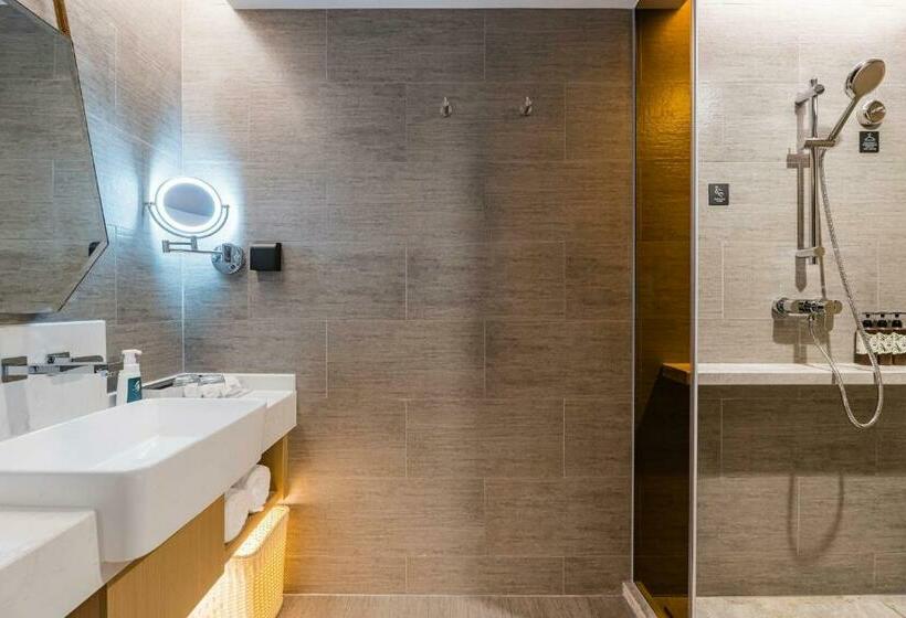 Atour Hotel Suzhou North High Speed Railway Station