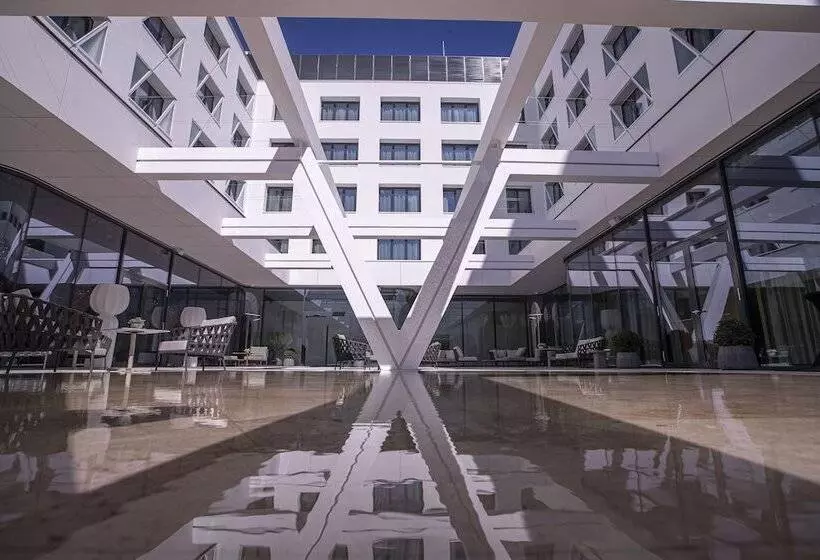 Hotelli Mercure Debrecen