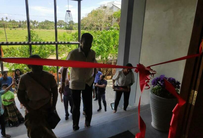 فندق Sooriya Wessagiri Resort