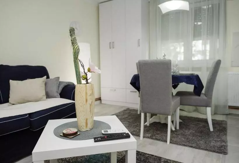 đill Apartment