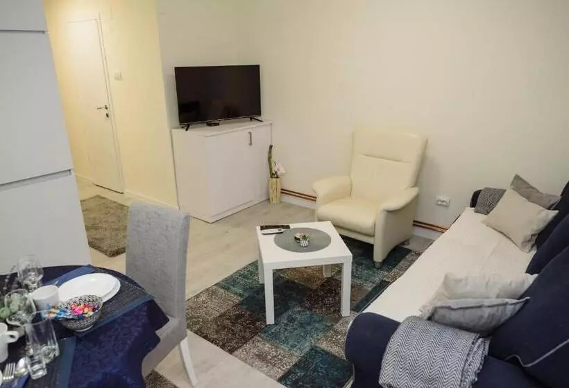 đill Apartment