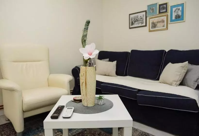 đill Apartment