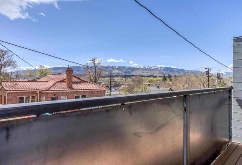 Midtown Retreat Quiet, Work Friendly, And Mtn Views