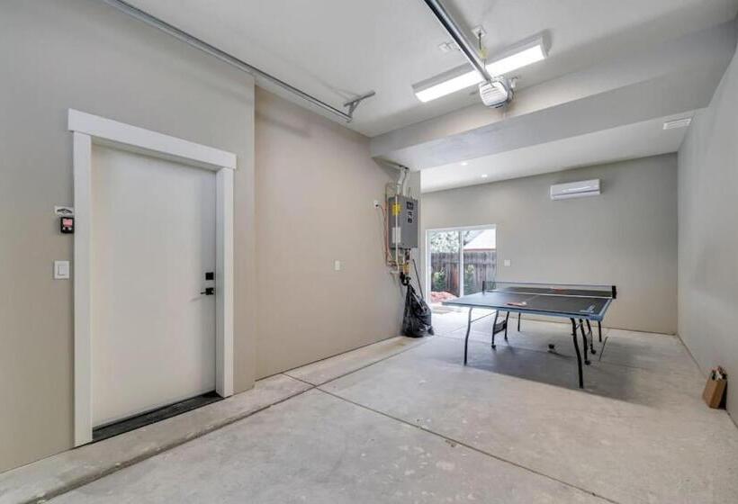 Midtown Retreat Quiet, Work Friendly, And Mtn Views