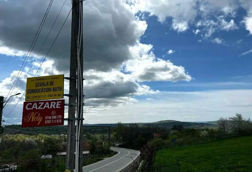 Majatalo Cazare Nely