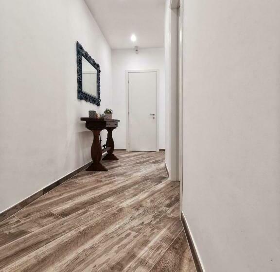 پانسیون L  Ora Blu