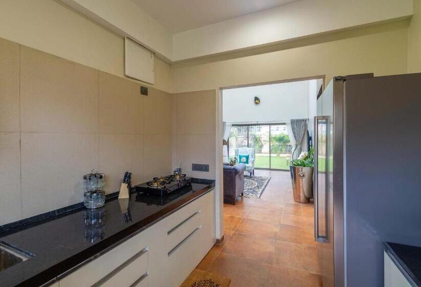 Stayvista S Stars & Boulevards With Kids Zone, Gazebo Lawn, Stargazing Glass Ceiling, Indoor Activit