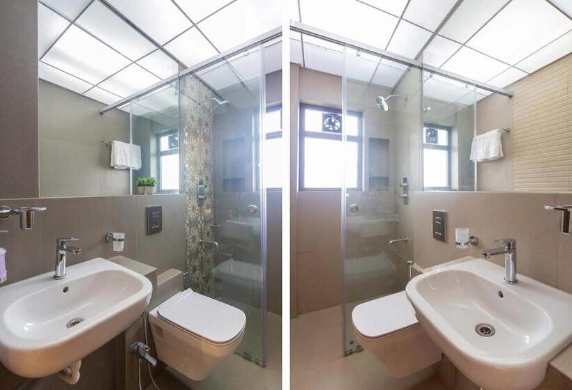 Stayvista S Stars & Boulevards With Kids Zone, Gazebo Lawn, Stargazing Glass Ceiling, Indoor Activit