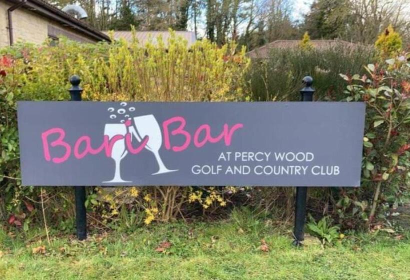 Woodside Hot Tub Retreat