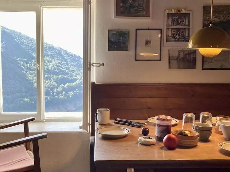 Casa Bruja Tradizionale Rustico Ticinese