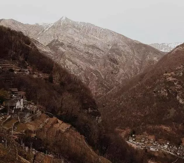 Casa Bruja Tradizionale Rustico Ticinese