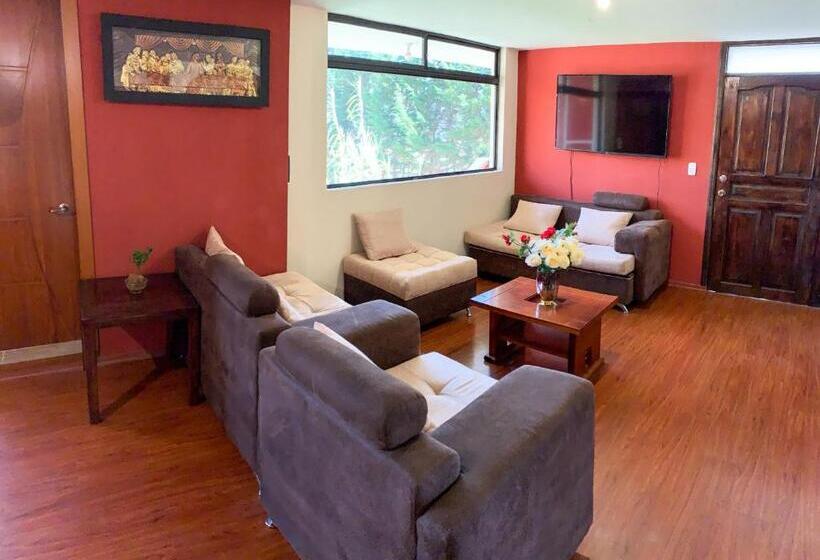 Bed & Breakfast Hostal Casa San Fernando Tumbaco