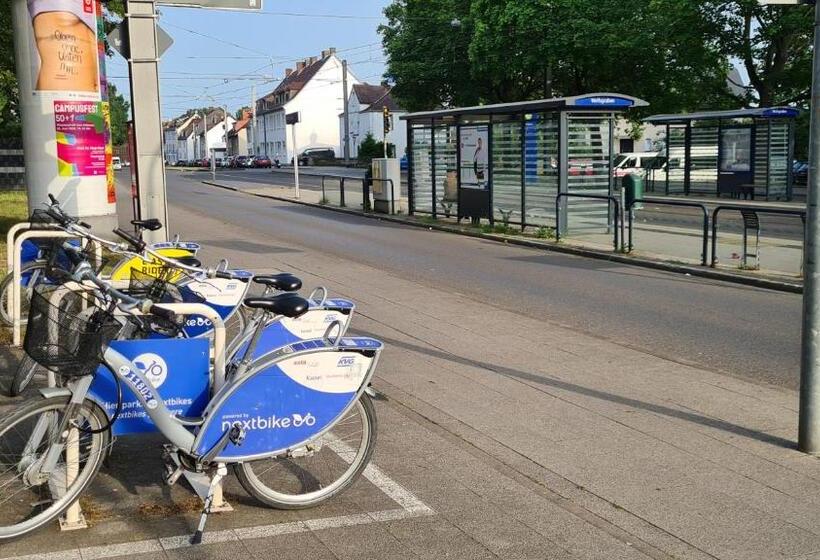 Helles, Ruhiges, Neues Quartier, Herkules Blick