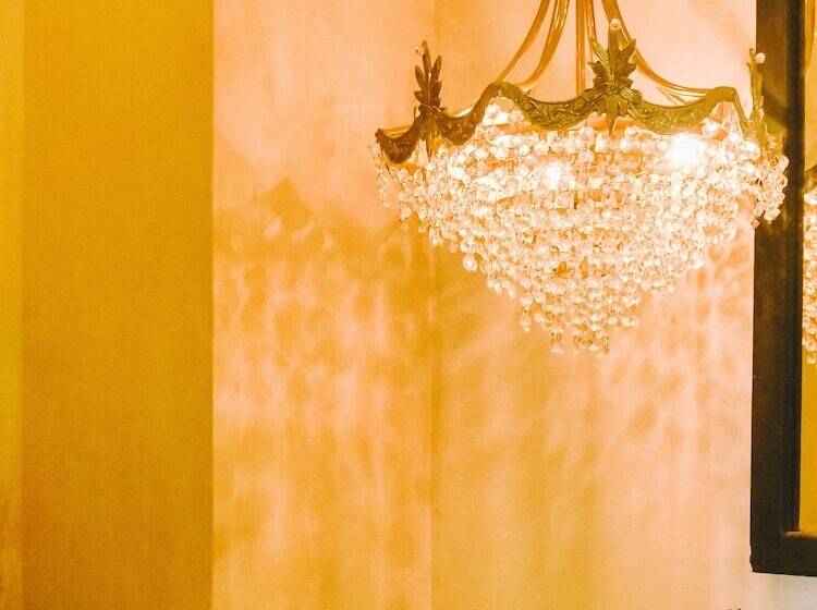 Szálloda Hiphipstay   The Colonial