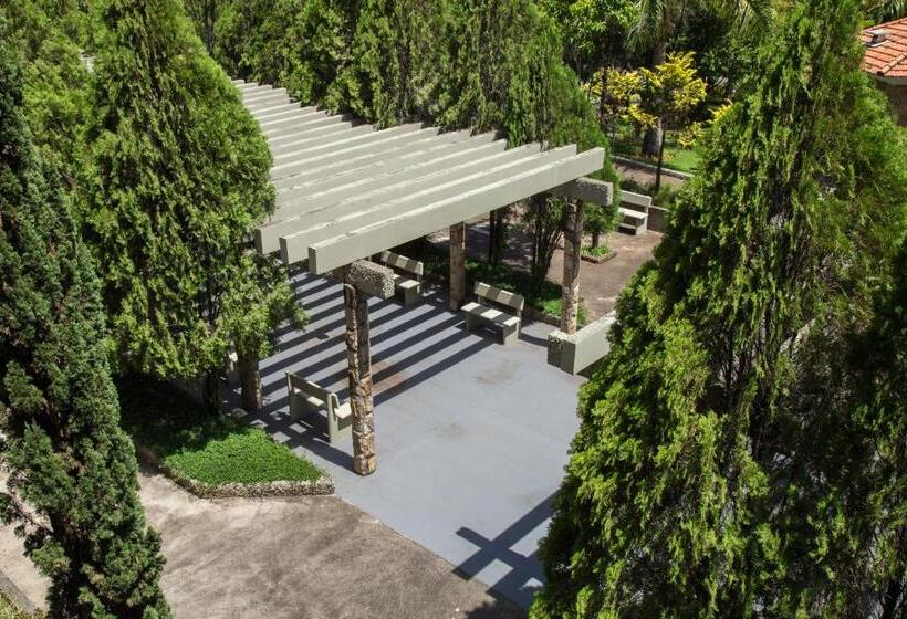 فندق Sesc Contagem